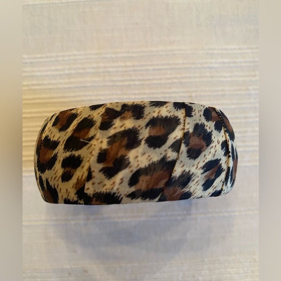 Costume Jewelry Bracelet Assortment - Picture 6 of 7